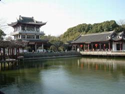 ������԰