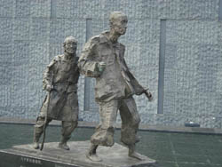 �Ͼ�����ɱ����ͬ�������