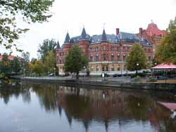 ����˹��˹�Ǳ�