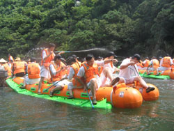 ��Ȫ����Ư��