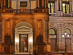 ����˹��