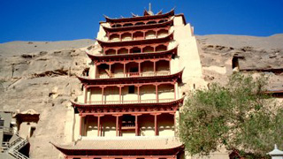 �ػ�ʯ�߱ڻ������������ų�����