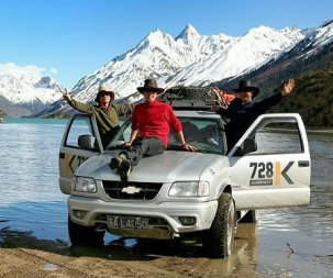 �°������������ǵ�һ����