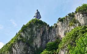 �����������˺�3�ұ�ͨ������