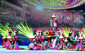 ��Ȫ�౱���Ļ����η���δ��