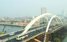 �����е���������ѵ������ɽ�ž��������Ļ