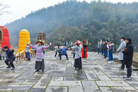 ����â������Ͷ���һ�Դʵ��̤��