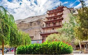 又是一年四月天:相约敦煌