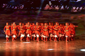 ��¤ԭ��Ů���򵳡�ϵ��Ⱥ���Ļ������ȫʡ���������Ļ���¸߳�